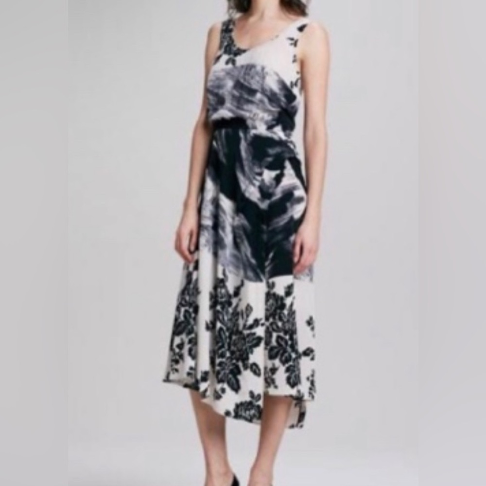 Gorgeous TRACY REESE Sleeveless Dress